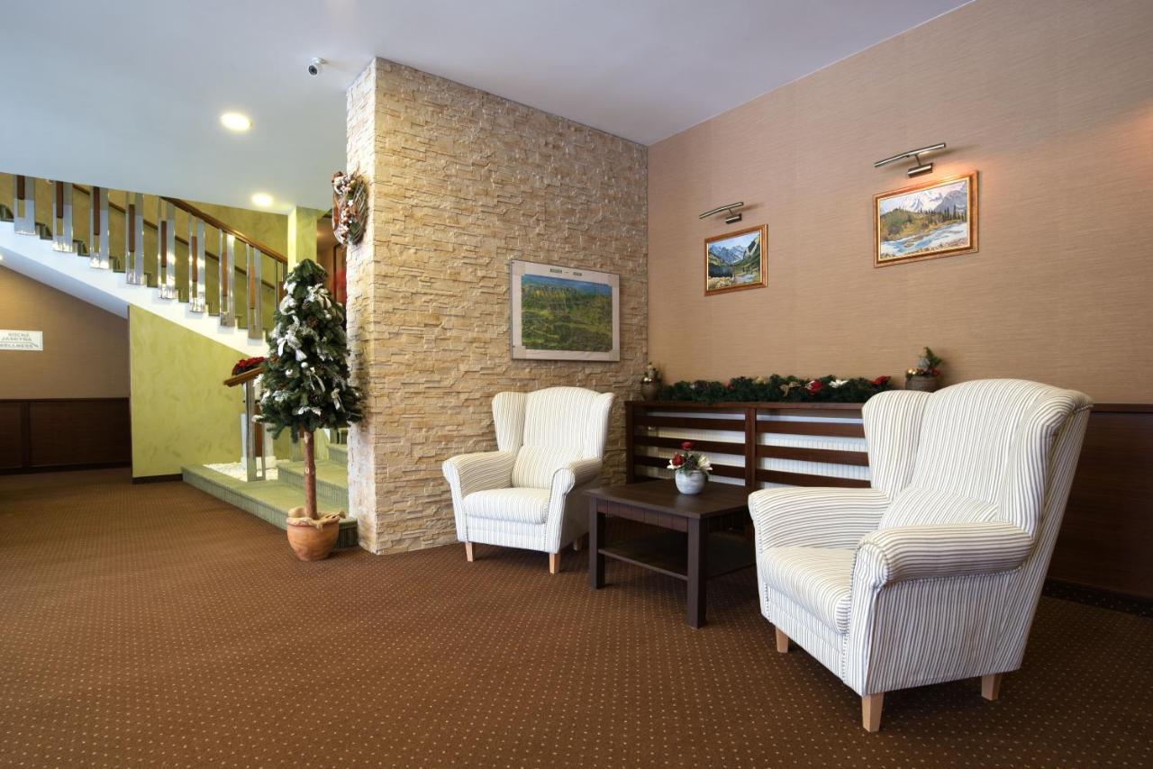 Hotel Lesana Стара-Лесна Экстерьер фото